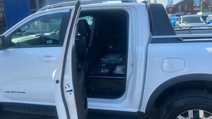 Ford Ranger Petrol 2 Seat Pick Up Wildtrak 2.3 EcoBoost PHEV 281 Auto - Image 5